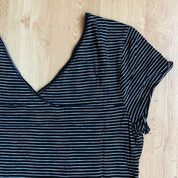 Maurices Tee - Picture 7 of 12